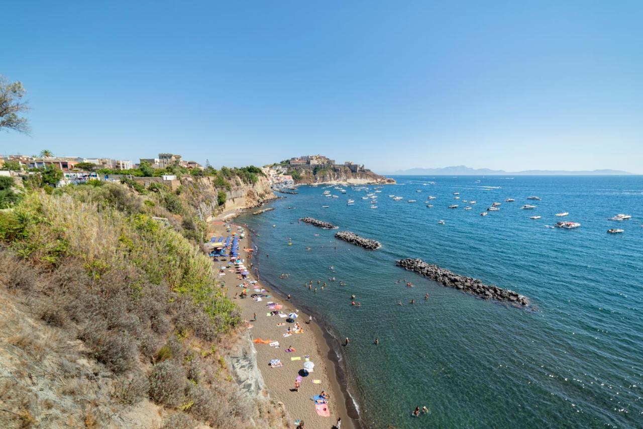 Controvento In Villa Eldorado Procida Zewnętrze zdjęcie