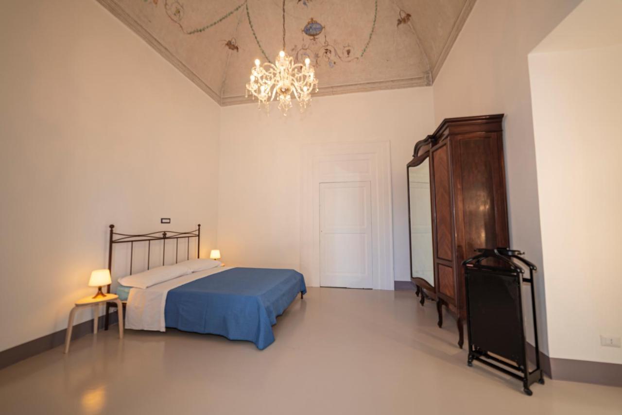 Controvento In Villa Eldorado Procida Zewnętrze zdjęcie